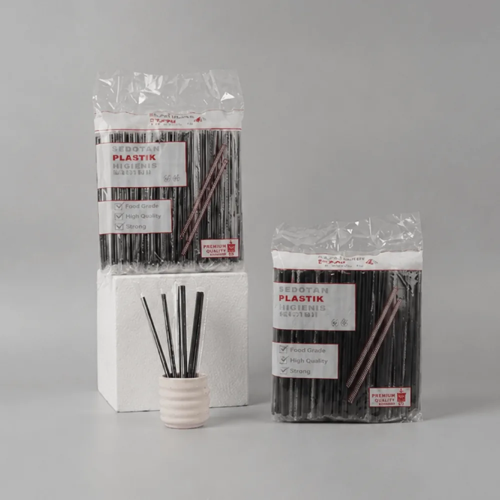 Sedotan Plastik Hitam